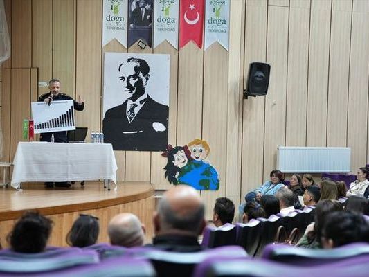 Tekirdağ'da Dijital Güvenlik ve Siber Farkındalık Eğitimi Düzenlendi