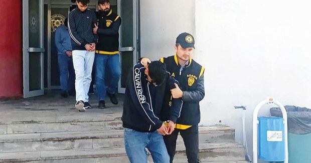 Dolandırıcılık Şüphesiyle Yakalanan 3 Kişi Tutuklandı