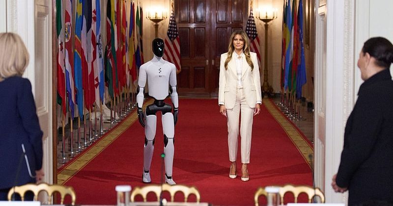 Melania Trump, Eğitim Zirvesinde İnsan Robot ve Yapay Zeka Vizyonunu Paylaştı
