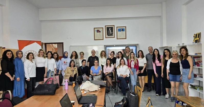Aydın’da Yapay Zeka Destekli Eğitimde Yenilikçi Atölye Düzenlendi