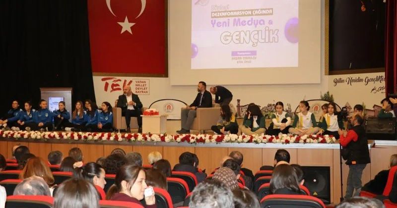 RTÜK Üyesi Hasan Davulcu, Amasya Üniversitesi Öğrencileriyle Buluştu
