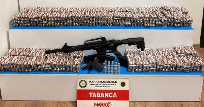 Kahramanmaraş’ta Narkotik Operasyonu: On Binlerce Sentetik Hap ve Silah Ele Geçirildi