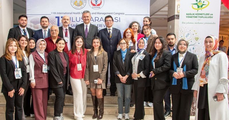 Selçuk Üniversitesi'nde Sağlıkta Akıllı Dönüşüm Kongresi Başladı