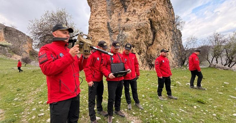 Gülistan Doku Dosyasında Kritik Aşama: 30 Kişilik Ekip Sahada Arama Yapıyor