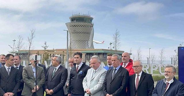 Cumhurbaşkanı Erdoğan, 5G Teknolojisiyle Rize'yi Canlı Bağlantıyla Hizmete Açtı