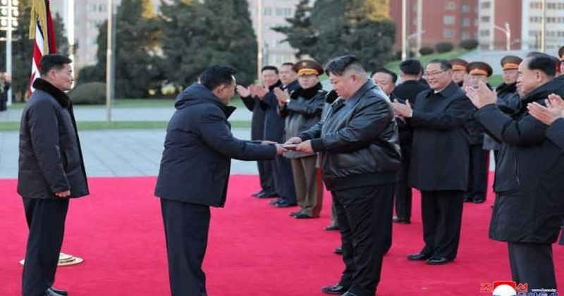 Kuzey Kore, Yapay Zeka Destekli 600 mm Çoklu Roketatar Sistemlerini Tanıttı