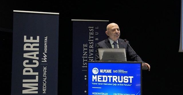 İstinye Üniversitesi'nde Sağlıkta Yapay Zeka ve Etik Forumu Düzenlendi