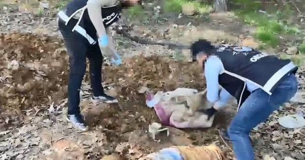 Pendik'te Toprak Altındaki Depoda Binlerce Silah Parçası Ele Geçirildi