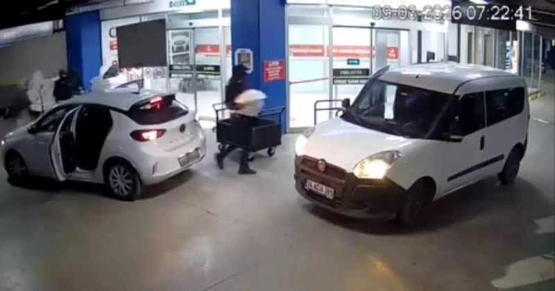 Kuyumcukent'te Yaklaşık 20 Milyon Liralık Soygun Gerçekleşti