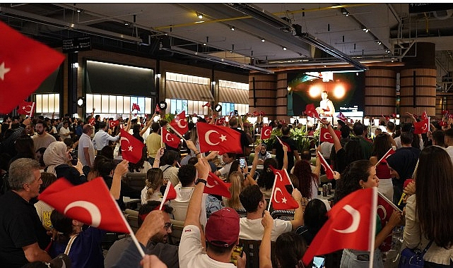 Terminal Kadıköy'de Spor Coşkusu: Basketbol, Futbol ve Voleybol Maçlarıyla Binlerce Seyirciyi Buluşturdu