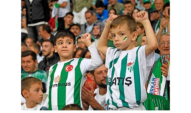 Osmangazi'nin Miniklerinden Bursaspor'a Büyük Destek