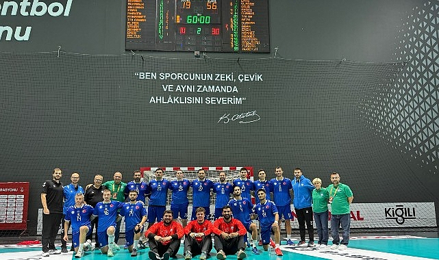 Nilüfer Belediyespor yoluna kayıpsız devam ediyor