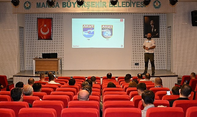 Belediye Personeline 'Afet Bilinçlendirme Eğitimi'
