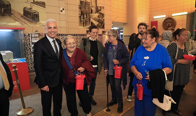 İETT'den Dünya Yaşlılar Günü'nde Anlamlı Ziyaret
