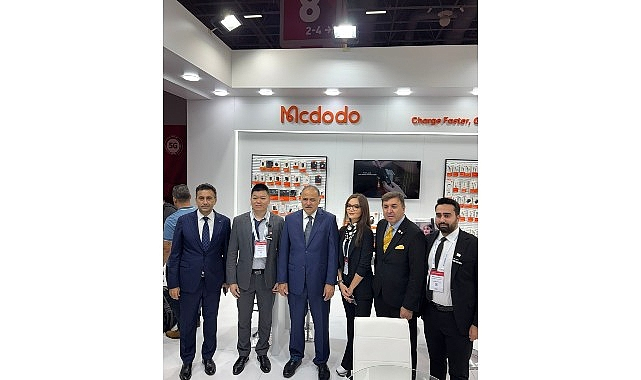 Anlık çeviri yapan yapay zekalı kulaklık Türkiye'de