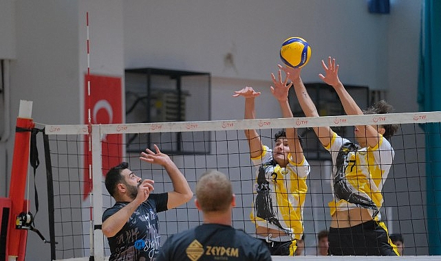 Konya Büyükşehir Belediyespor Voleybol Takımı Sezona Galibiyetle Başladı