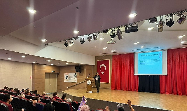 Çiğli Belediyesi'nden meme kanseri farkındalık semineri