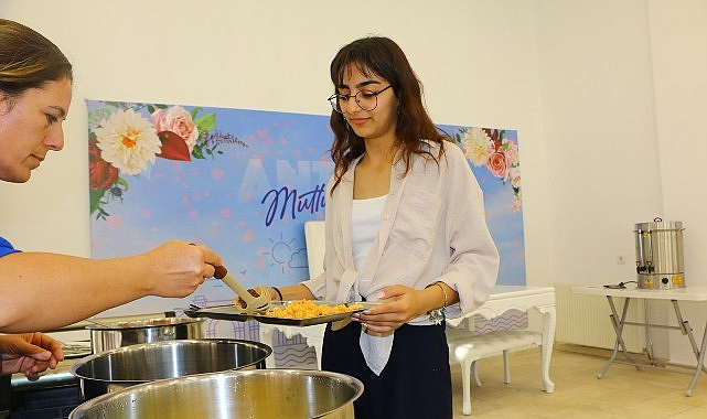 Antalya Büyükşehir Belediyesi Öğrenci Yurtlarıyla Barınmada Fark Yaratıyor