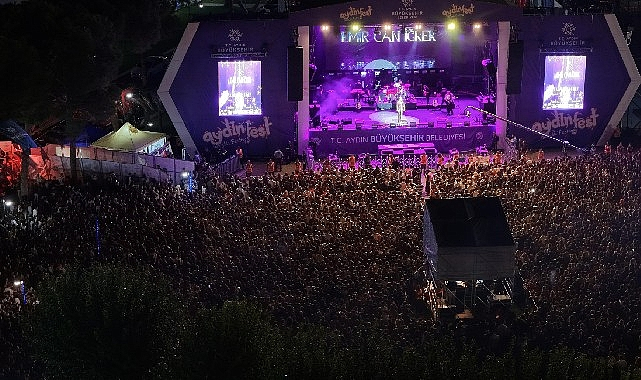 Başkan Çerçioğlu, Sevilen Sanatçıları Gençlerle Buluşturmaya Devam Ediyor
