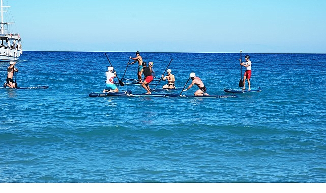Uluslararası Sup Cup Yarışları Kemer'de Başladı