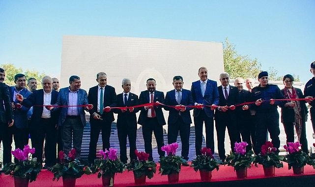 Ödemiş'te 20. Süs Bitkileri ve Fidancılık Sergisi Görkemli Bir Törenle Açıldı