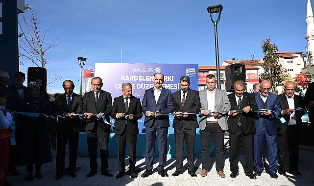 Başkan Altay, Yunak'ta Kardelen Parkı'nın Açılışını Gerçekleştirdi ve Gençlerle Buluştu