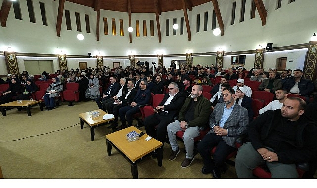 Aile Okulunda 'Tesettür ve Mahremiyet' Semineri Gerçekleştirildi
