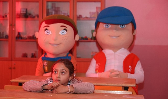 Ilgın Gökçeyurt'un Tek İlkokul Öğrencisi İlayda'ya Milli Tohum Bilinci Kazandırıldı