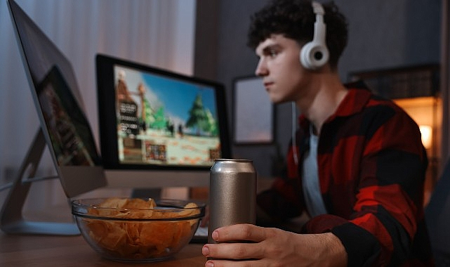 Enerji içeceğiyle alkol karışımı: İlk belirtiler çarpıntı ve tansiyon yükselmesi