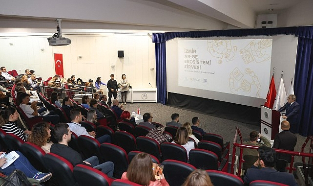 İzmir'i Teknolojiyi İhraç Eden Bir Kent Haline Getirmek İçin Çalışmalar Sürüyor