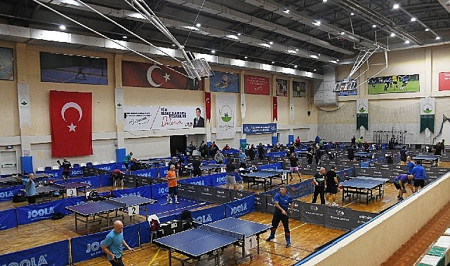 12. Ulusal Bursa Veteran Masa Tenisi Turnuvası Başladı
