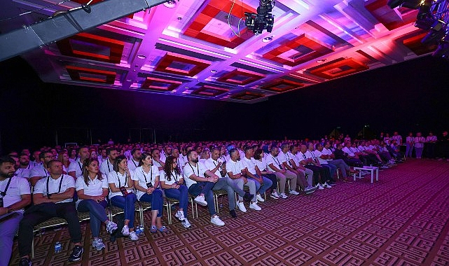 Pusula Holding, Antalya'da Düzenlenen Lansman Toplantısıyla Tanıtıldı