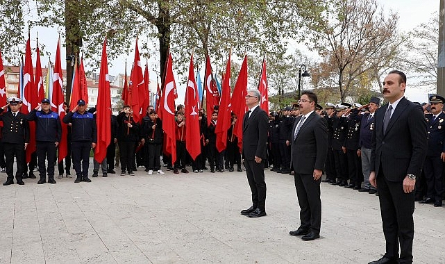 Mudanya Tek Yürek Atatürk'ü Andı